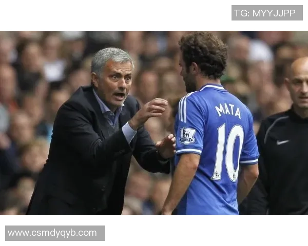 足球明星为何不选择与其他明星恋爱探讨背后的原因与影响